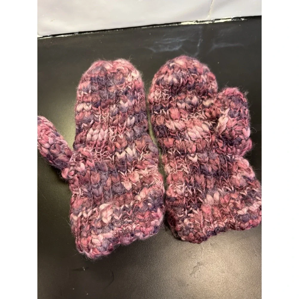 Crochet Winter Hat and Mittens Beanie ‎ Cap  Adult Size Chunky warm Pink Purple